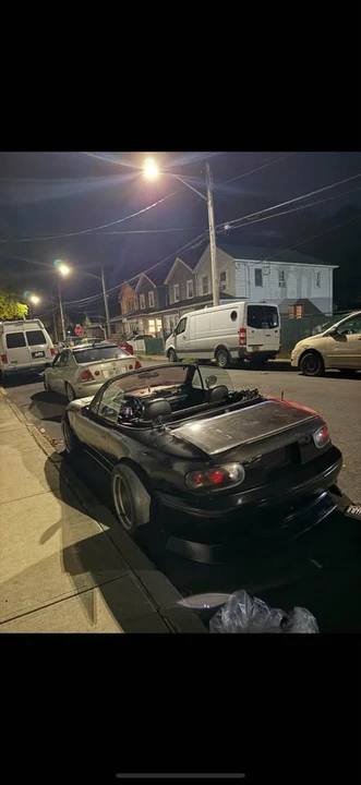 1997 Mazda NA MX-5 Miata - Image 2 of 3