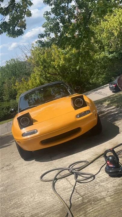 1997 Mazda NA MX-5 Miata - Image 6 of 6