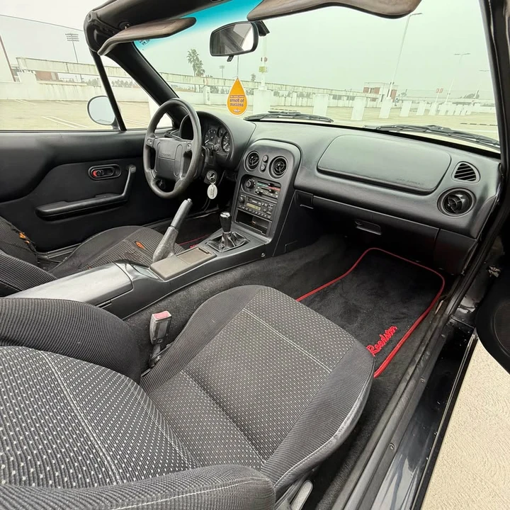 1997 Mazda NA MX-5 Miata - Image 10 of 17