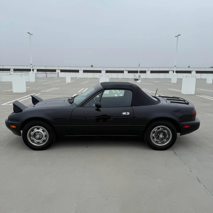 1997 Mazda NA MX-5 Miata - Image 4 of 17