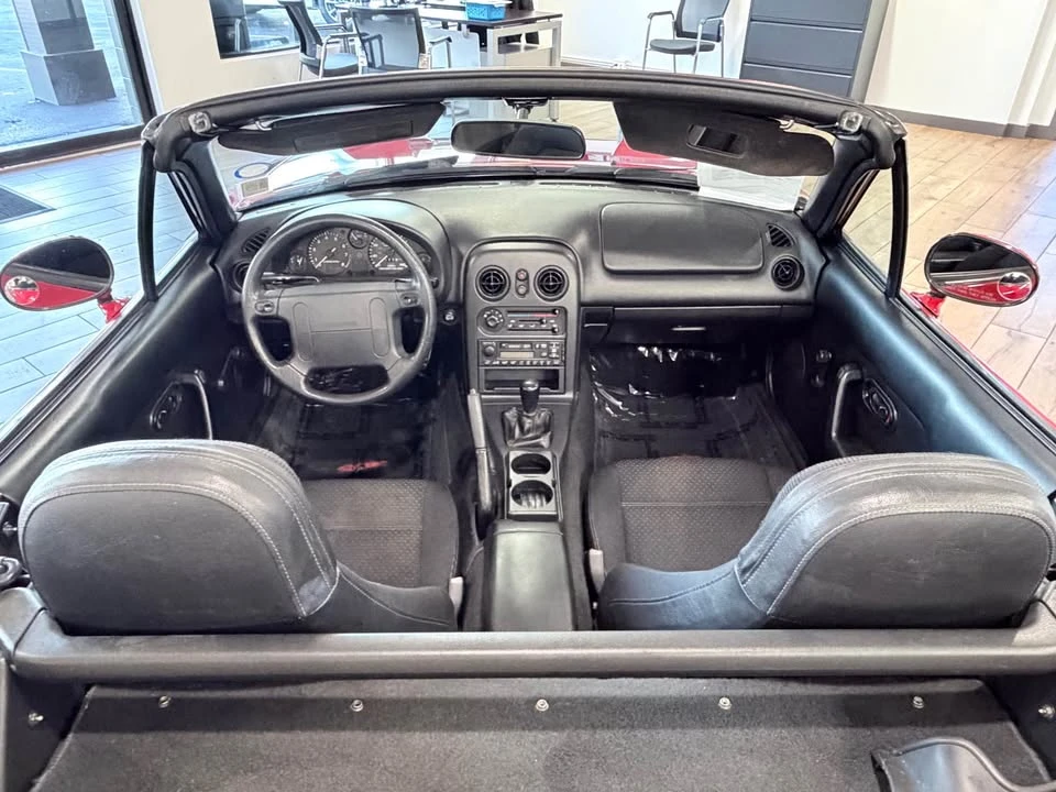 1997 Mazda NA MX-5 Miata - Image 4 of 7