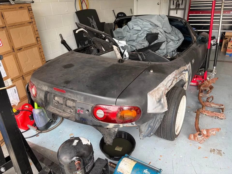 1997 Mazda NA MX-5 Miata - Image 3 of 4