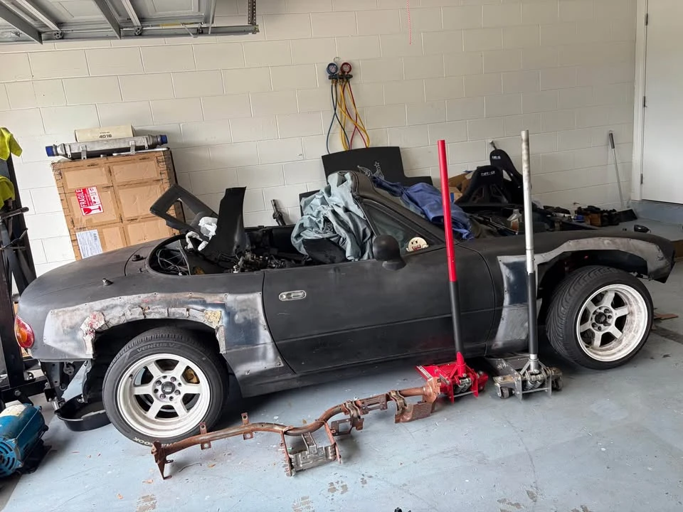 1997 Mazda NA MX-5 Miata - Image 2 of 4