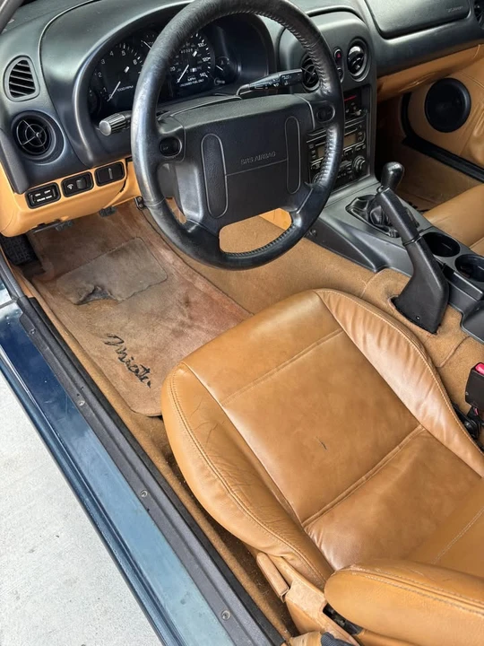 1997 Mazda NA MX-5 Miata - Image 6 of 10