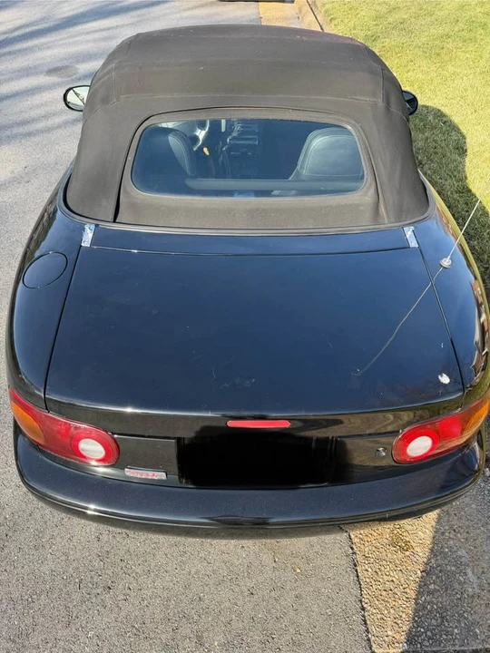 1997 Mazda NA MX-5 Miata - Image 4 of 12