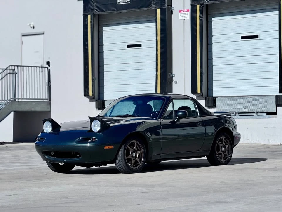 1997 Mazda NA MX-5 Miata - Image 17 of 19