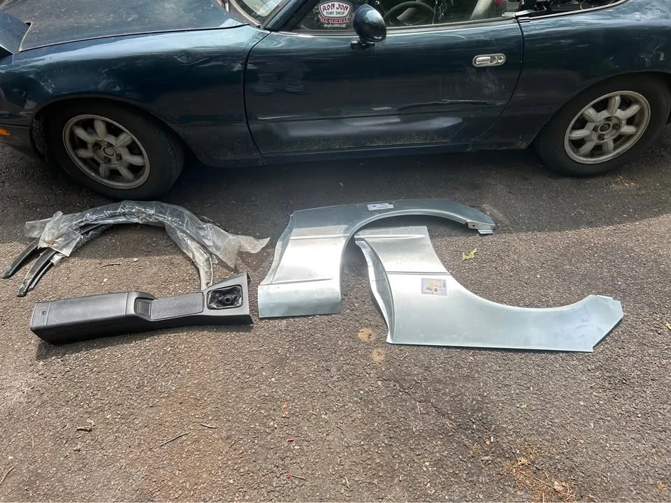 1997 Mazda NA MX-5 Miata - Image 8 of 16