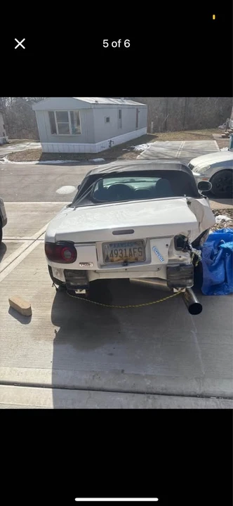 1997 Mazda NA MX-5 Miata - Image 5 of 6