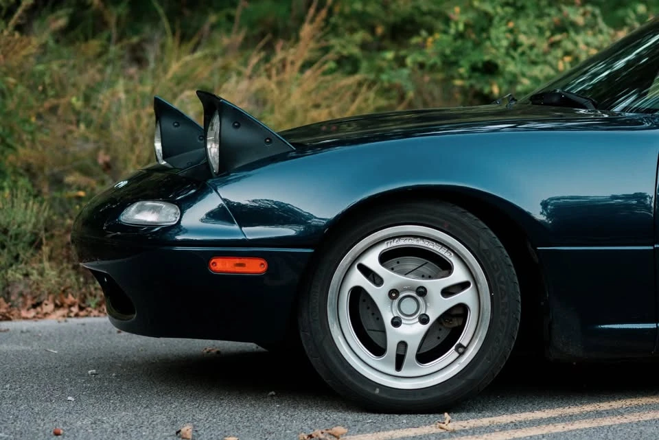 1997 Mazda NA MX-5 Miata - Image 5 of 7