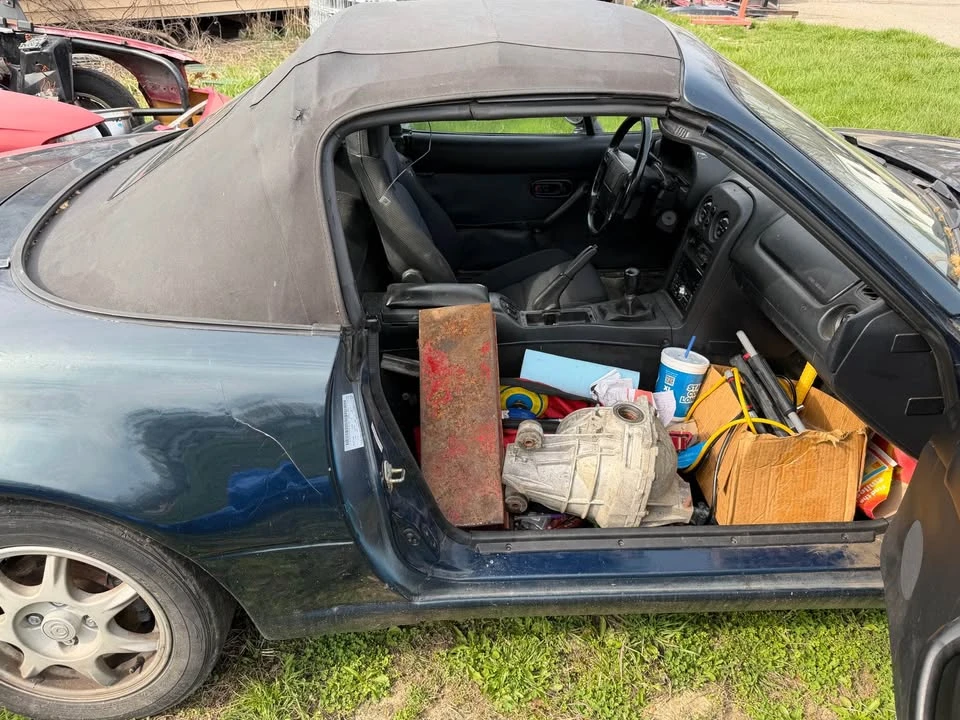 1997 Mazda NA MX-5 Miata - Image 7 of 8