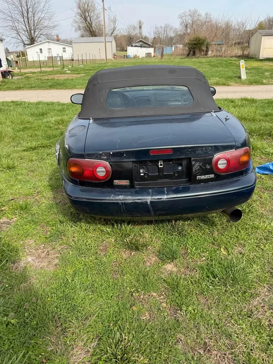1997 Mazda NA MX-5 Miata - Image 5 of 8
