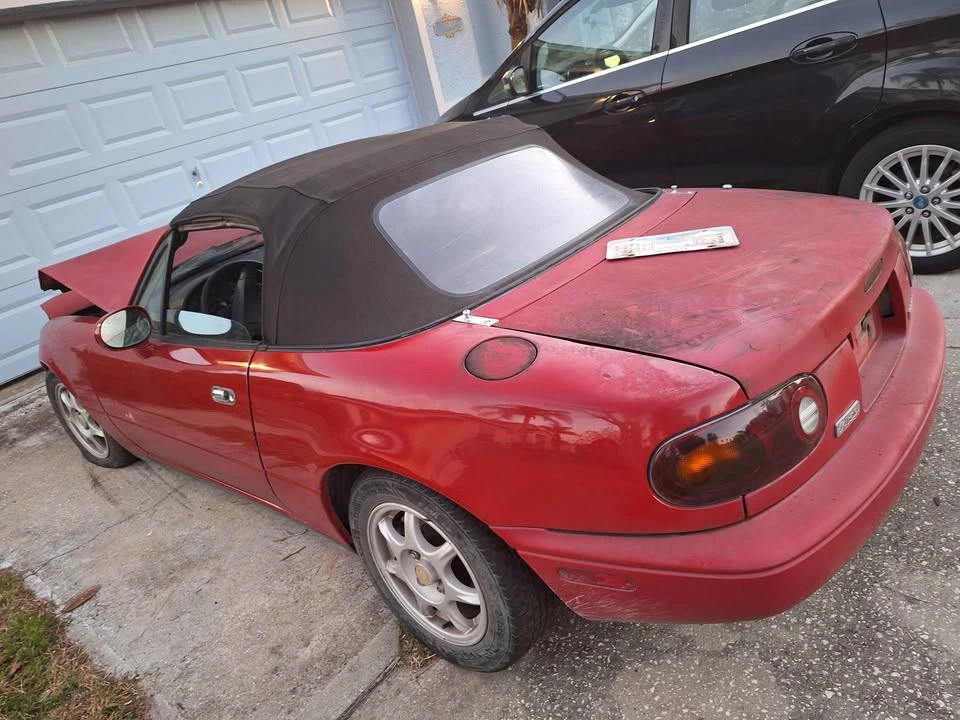 1997 Mazda NA MX-5 Miata - Image 11 of 18
