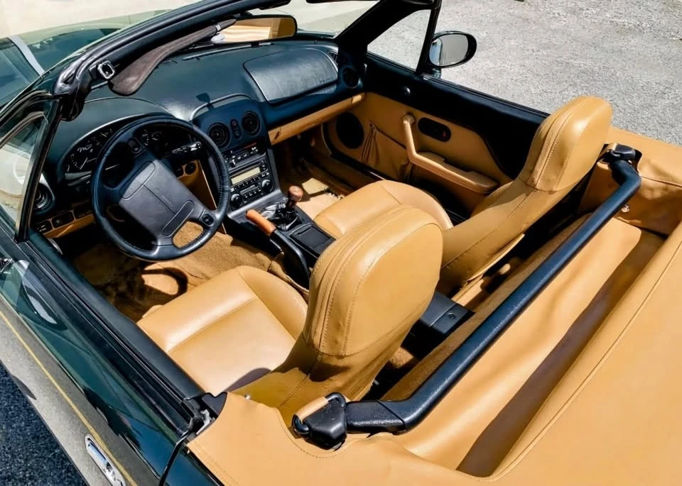 1997 Mazda NA MX-5 Miata - Image 8 of 17