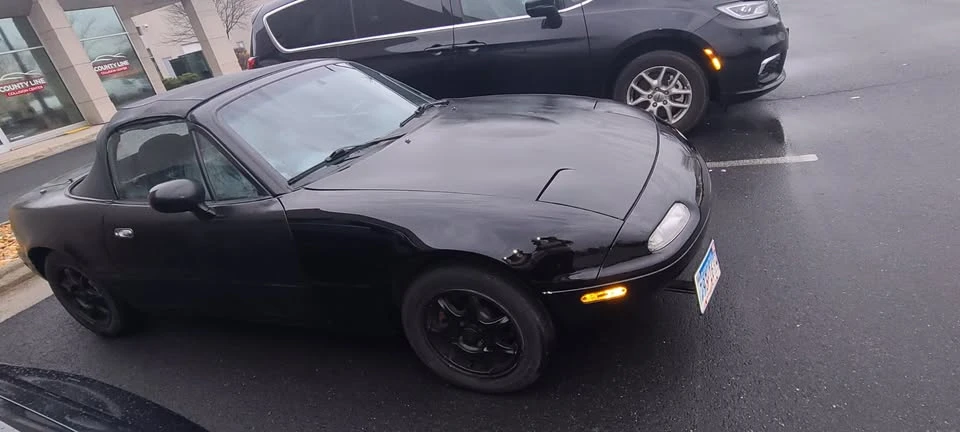 1997 Mazda NA MX-5 Miata - Image 8 of 9