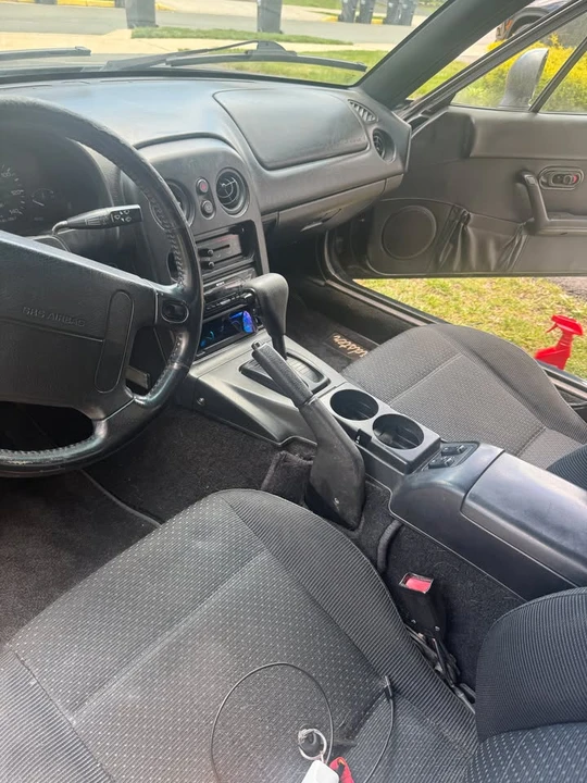 1997 Mazda NA MX-5 Miata - Image 5 of 9