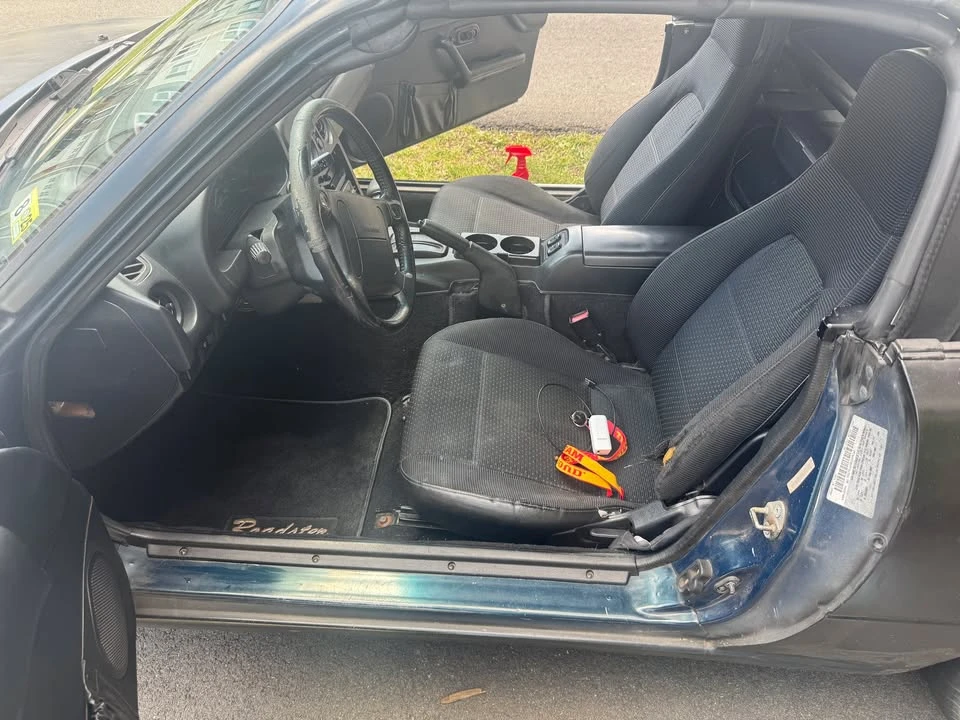 1997 Mazda NA MX-5 Miata - Image 3 of 9