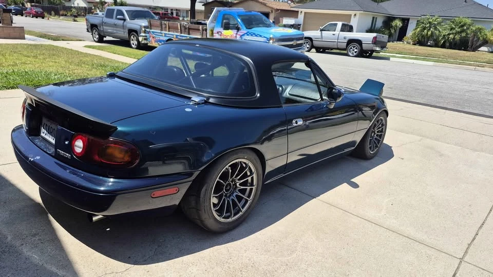 1997 Mazda NA MX-5 Miata - Image 10 of 17