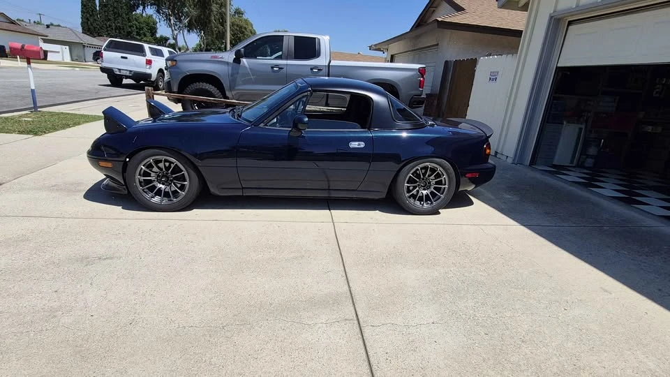 1997 Mazda NA MX-5 Miata - Image 8 of 17