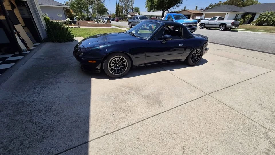 1997 Mazda NA MX-5 Miata - Image 2 of 17