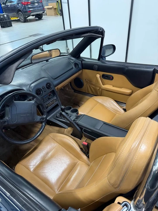 1997 Mazda NA MX-5 Miata - Image 3 of 8