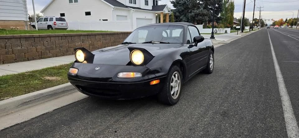 1997 Mazda NA MX-5 Miata - Image 5 of 12