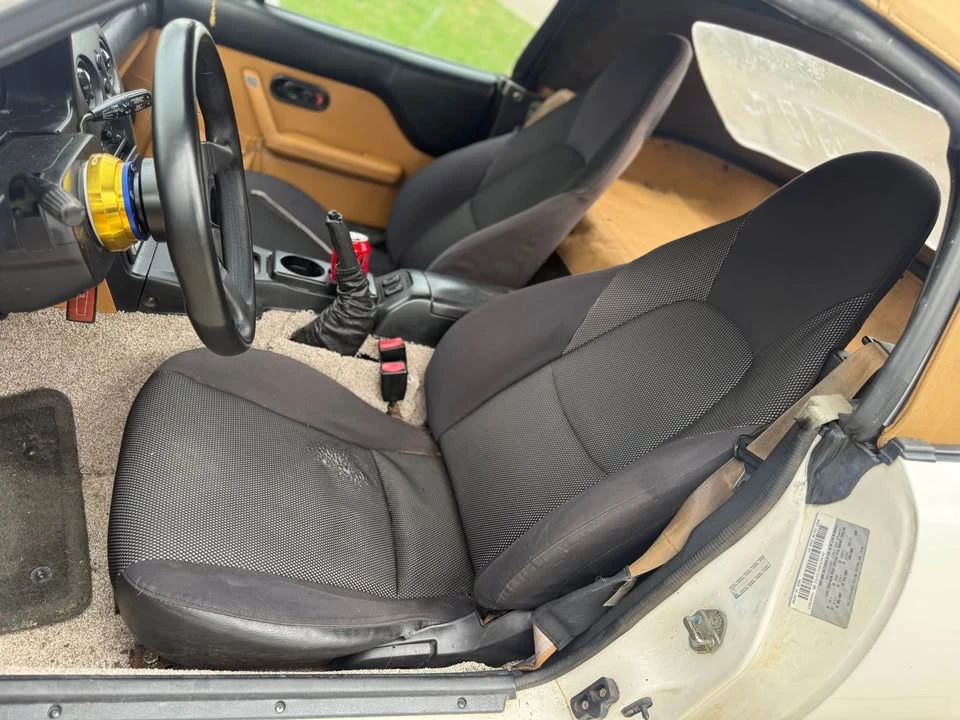 1997 Mazda NA MX-5 Miata - Image 7 of 11