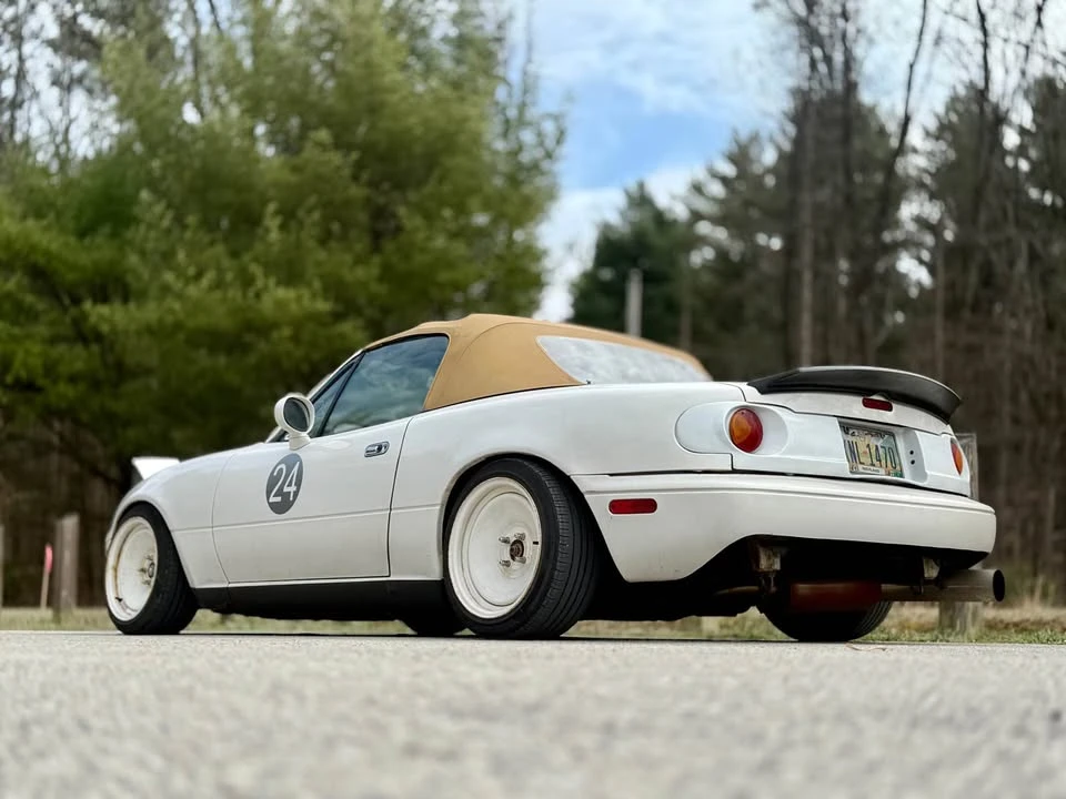 1997 Mazda NA MX-5 Miata - Image 3 of 11