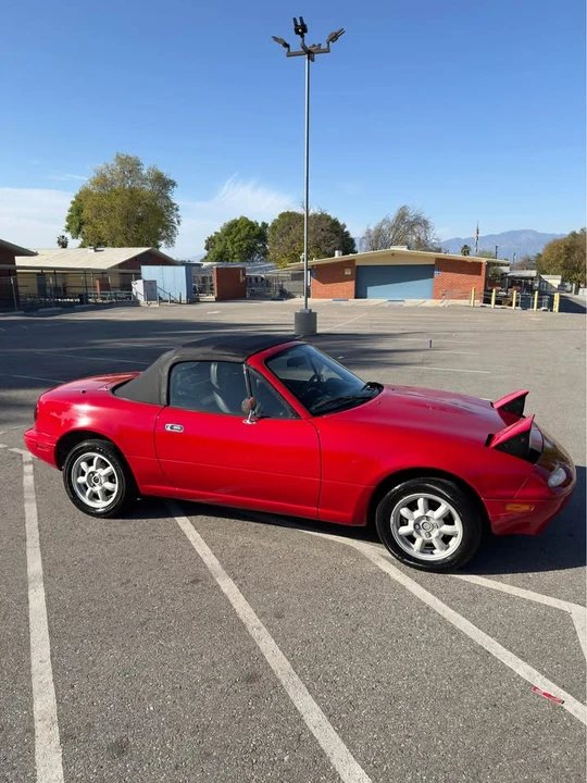 1997 Mazda NA MX-5 Miata - Image 4 of 7