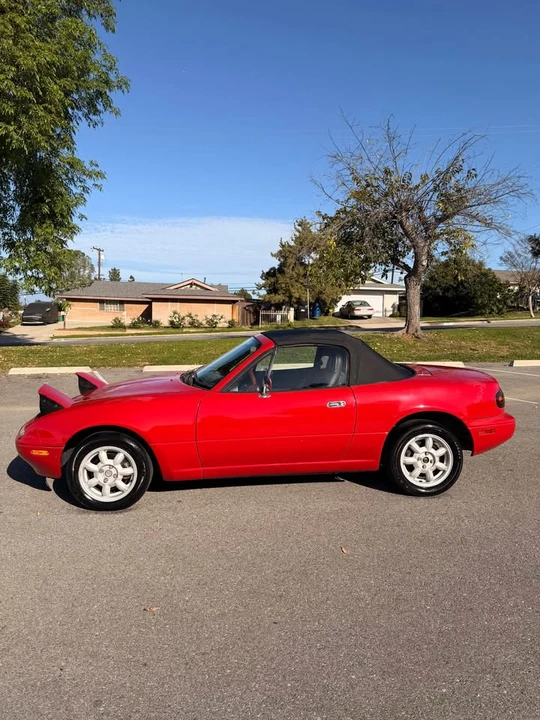 1997 Mazda NA MX-5 Miata - Image 2 of 7