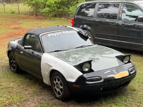 1997 Mazda MX-5 Miata Club Convertible