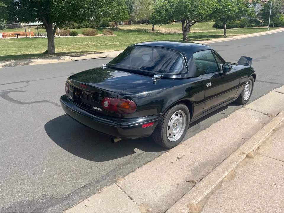 1997 Mazda NA MX-5 Miata - Image 5 of 10