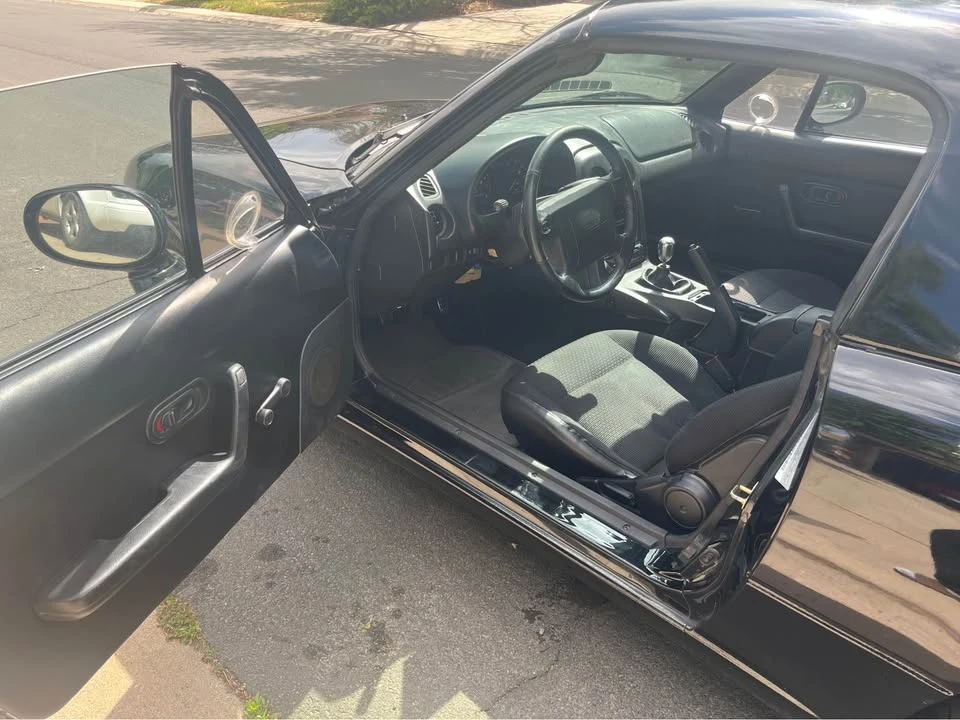 1997 Mazda NA MX-5 Miata - Image 6 of 10
