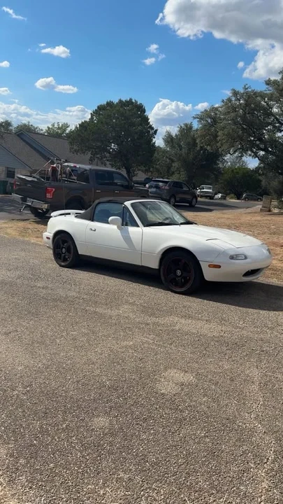 1997 Mazda NA MX-5 Miata - Image 2 of 8