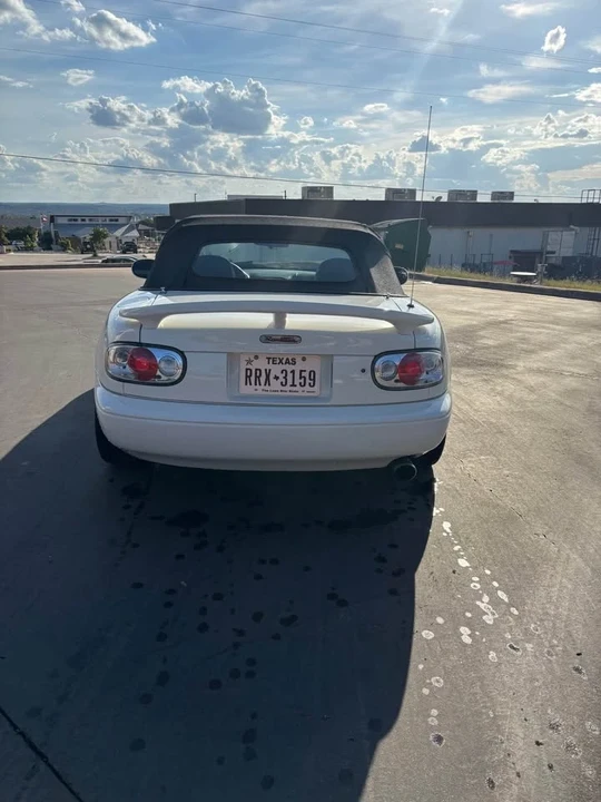 1997 Mazda NA MX-5 Miata - Image 8 of 8