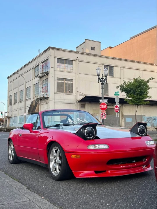 1997 Mazda NA MX-5 Miata - Image 3 of 8