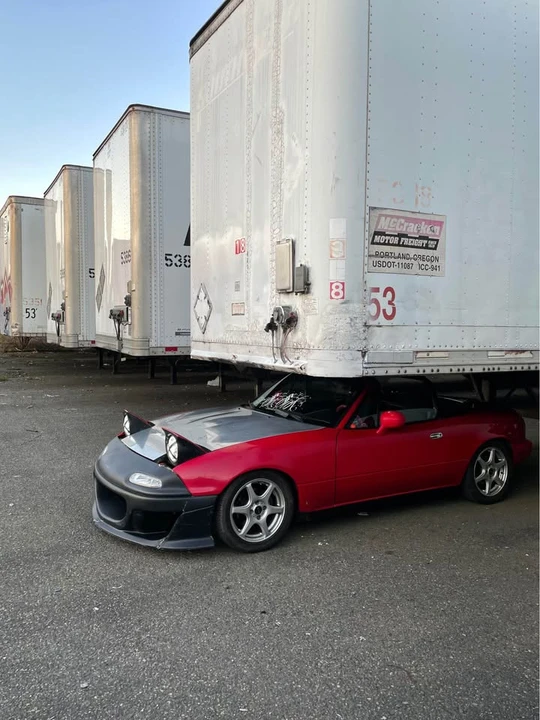 1997 Mazda NA MX-5 Miata - Image 5 of 8