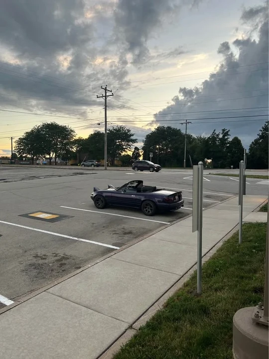 1997 Mazda NA MX-5 Miata - Image 3 of 17