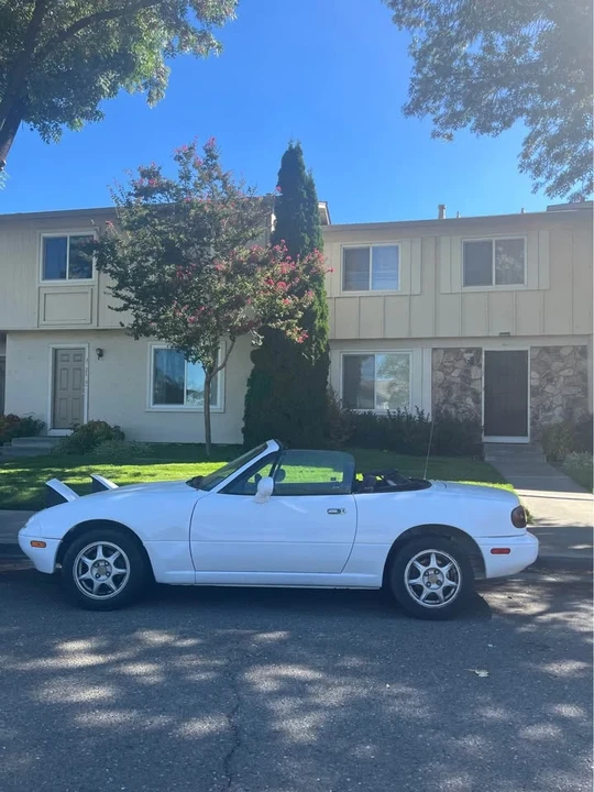1997 Mazda NA MX-5 Miata - Image 3 of 10