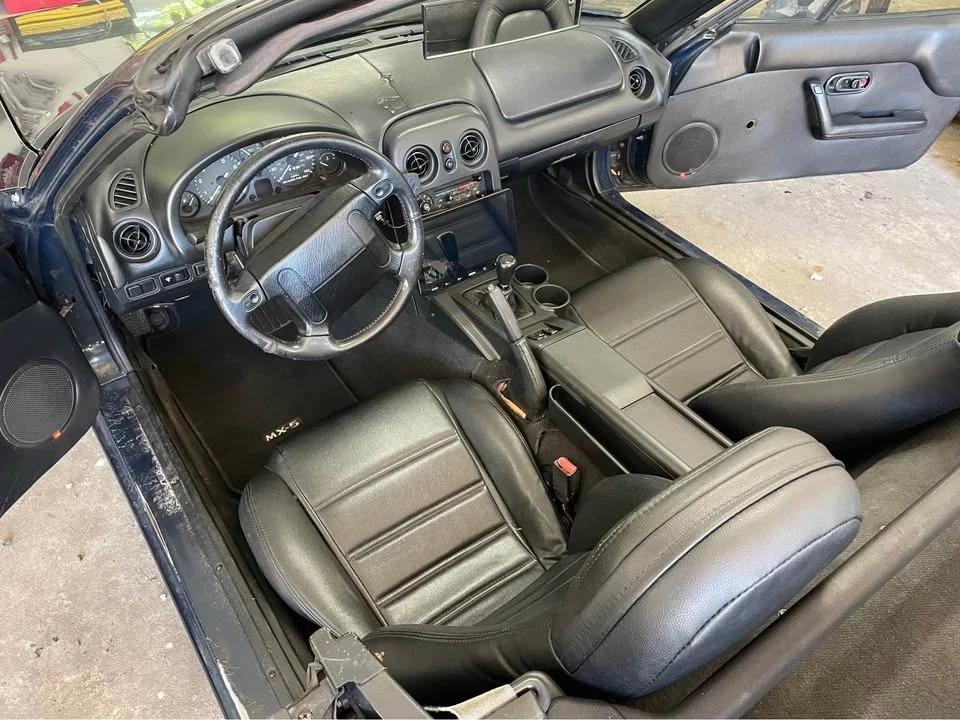 1997 Mazda NA MX-5 Miata - Image 5 of 7
