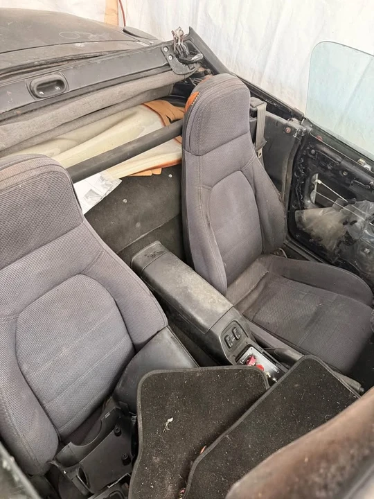 1997 Mazda NA MX-5 Miata - Image 4 of 6