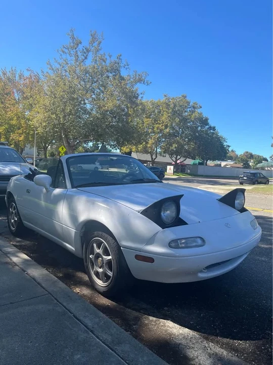 1997 Mazda NA MX-5 Miata - Image 7 of 10