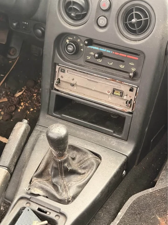 1997 Mazda NA MX-5 Miata - Image 6 of 6