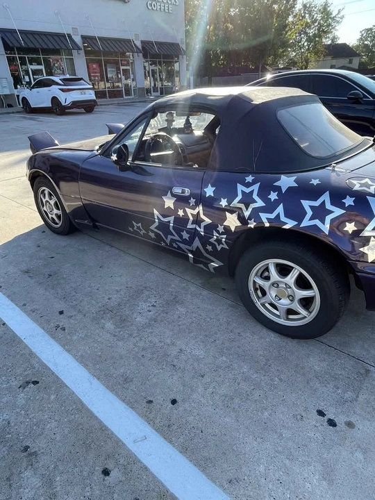 1997 Mazda NA MX-5 Miata - Image 8 of 9