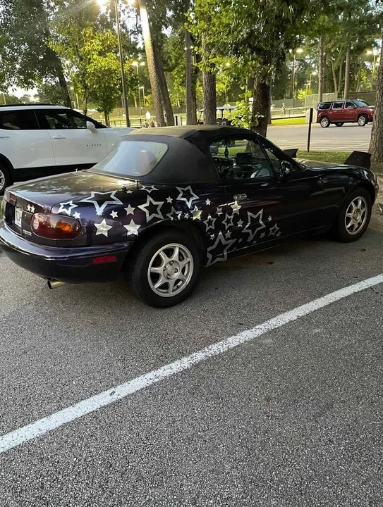 1997 Mazda NA MX-5 Miata - Image 5 of 9