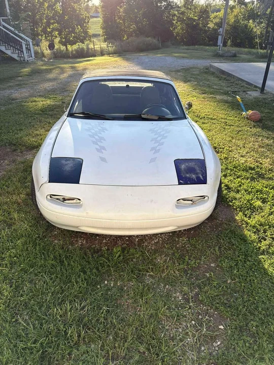 1997 Mazda NA MX-5 Miata - Image 6 of 7