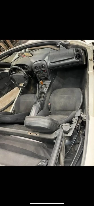 1997 Mazda NA MX-5 Miata - Image 9 of 9