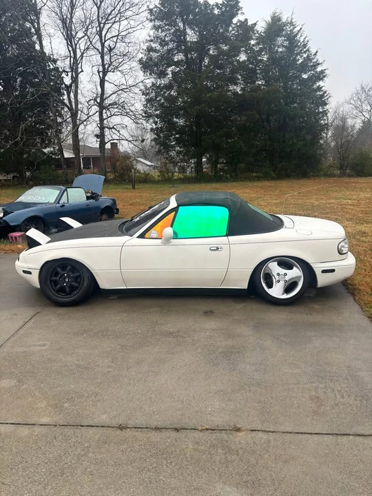 1997 Mazda NA MX-5 Miata - Image 4 of 10