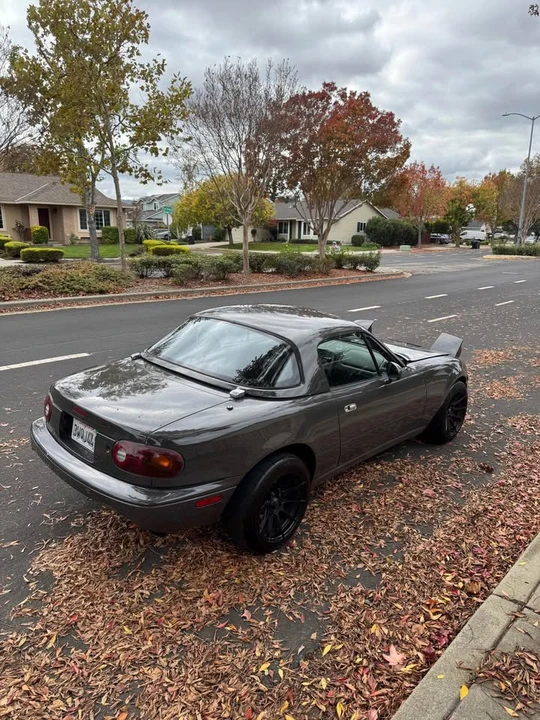 1997 Mazda NA MX-5 Miata - Image 4 of 8