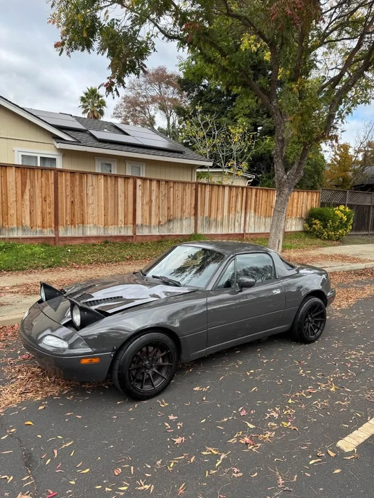 1997 Mazda NA MX-5 Miata - Image 5 of 8
