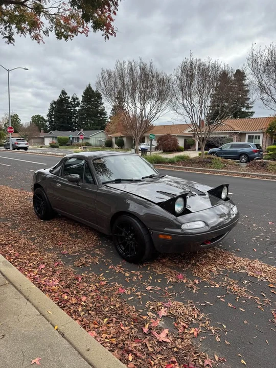 1997 Mazda NA MX-5 Miata - Image 2 of 8